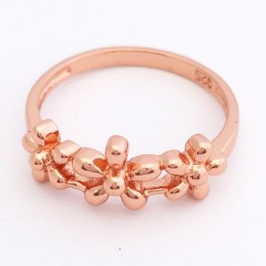 Yesterday Today Tomorrow Flower Ring - Rose Gold