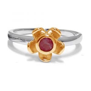 Forget Me Not Flower Ring - Red Garnet - Yellow Gold