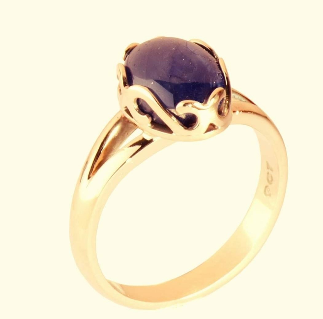 Blue Star Sapphire Ring - 9ct Yellow Gold